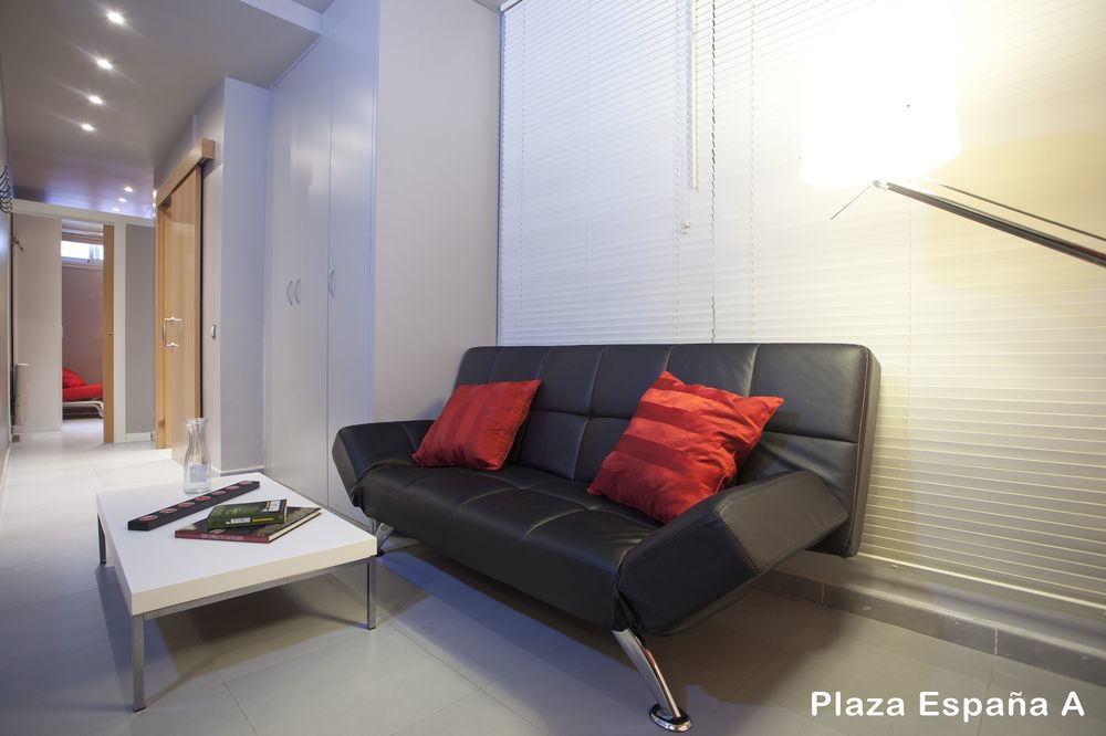Casa Felipa Plaza Espana Барселона Экстерьер фото